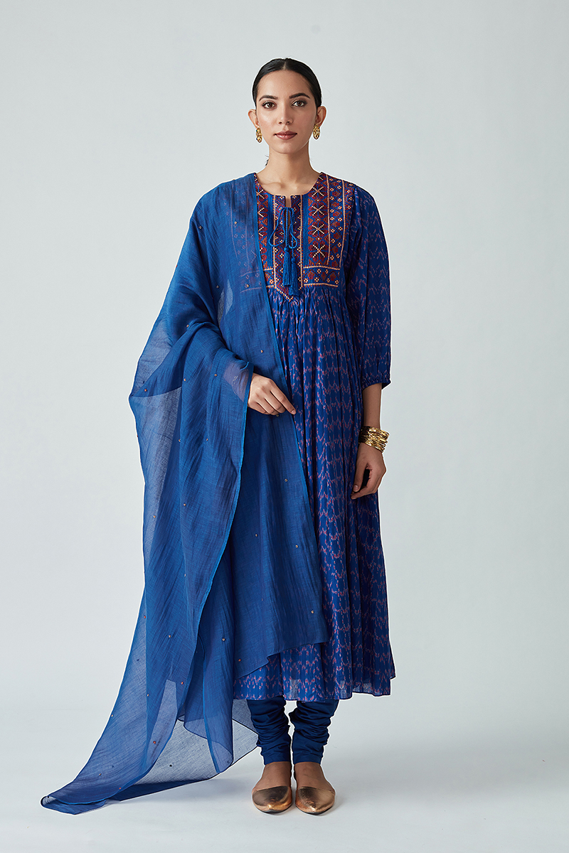 Hesperi handloom Ikat kurta set